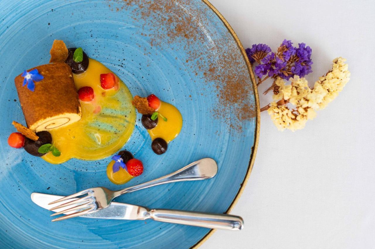 Vale D'Oliveiras Quinta Resort & Spa Carvoeiro  Eksteriør bilde A plate of food