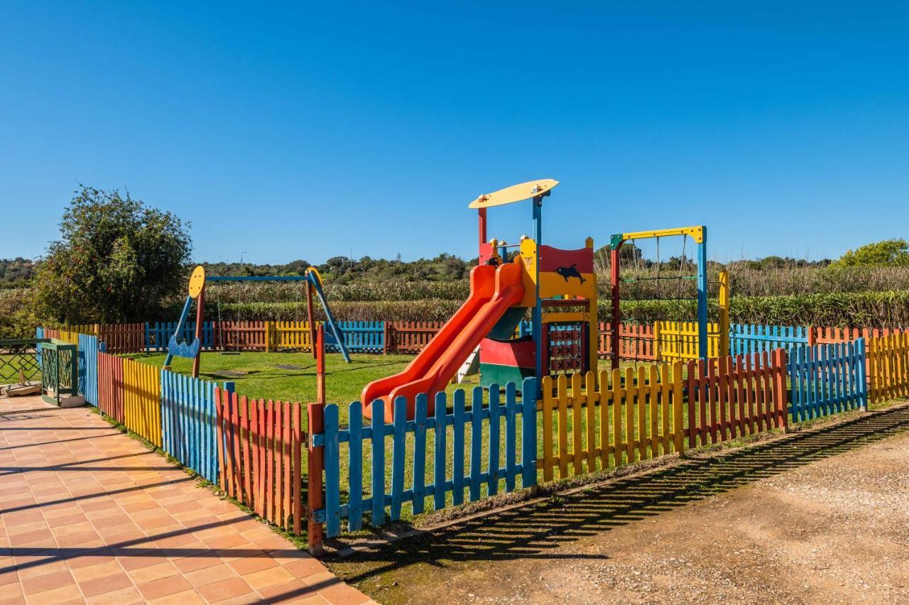 Vale D'Oliveiras Quinta Resort & Spa Carvoeiro  Eksteriør bilde Playground in Spain